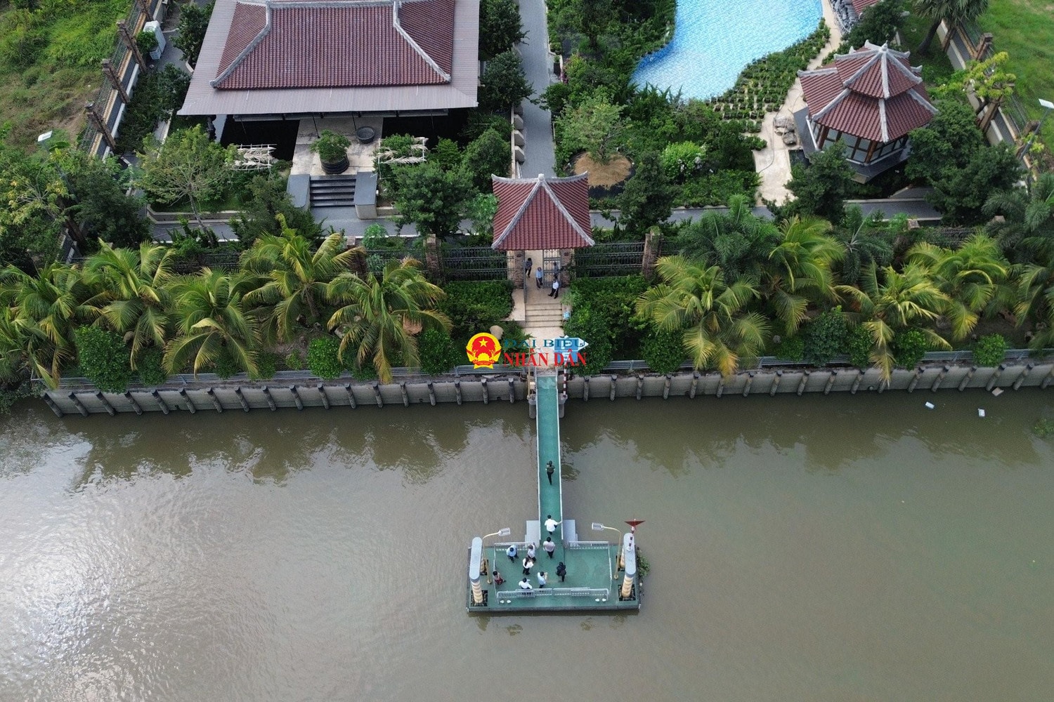  HĐND TP. Thủ Đức khảo sát khu vực có dấu hiệu san lấp, lấn chiếm bờ sông Tắc mà Báo Đại biểu Nhân dân phản ánh -0