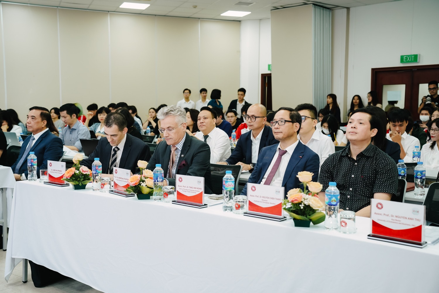 Trường ĐH Ngoại thương tổ chức Hội thảo quốc tế về chủ đề phát triển bền vững trong bối cảnh mới -0