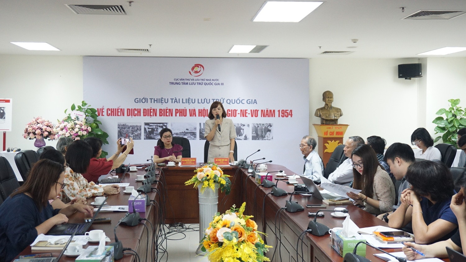 Giới thiệu tài liệu lưu trữ quốc gia về Chiến dịch Điện Biên Phủ và Hội nghị Genève -0