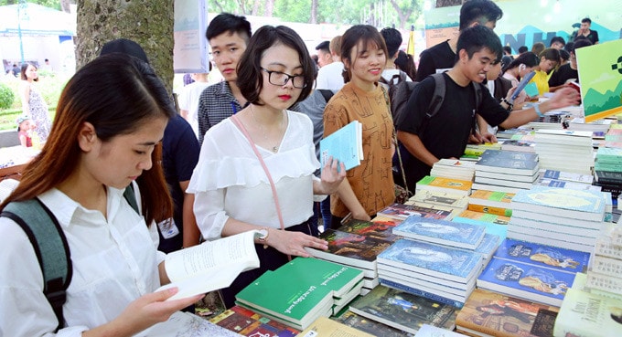 Khai mạc Ngày Sách và Văn hóa đọc Việt Nam tại Văn Miếu - Quốc Tử Giám -0