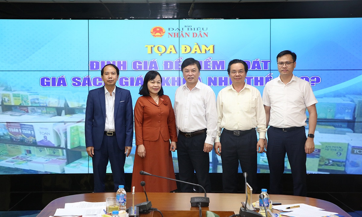 TRỰC TIẾP: Tọa đàm “Định giá để kiểm soát giá sách giáo khoa như thế nào?” -0