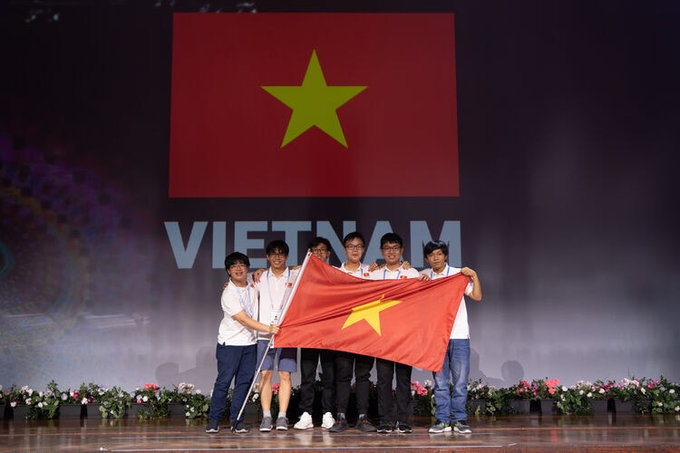 37 học sinh từ 13 tỉnh thành được tuyển chọn vào các đội tuyển Olympic khu vực và quốc tế -0