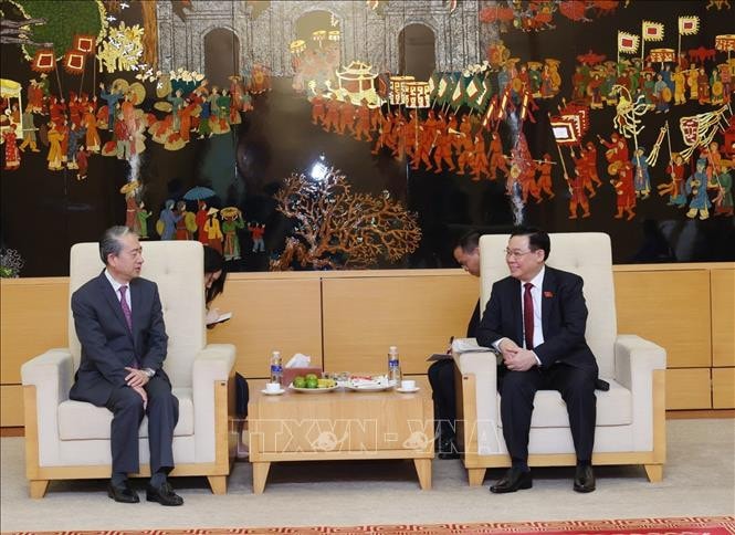 Chủ tịch Quốc hội Vương Đình Huệ lên đường thăm chính thức nước Cộng hòa Nhân dân Trung Hoa -0