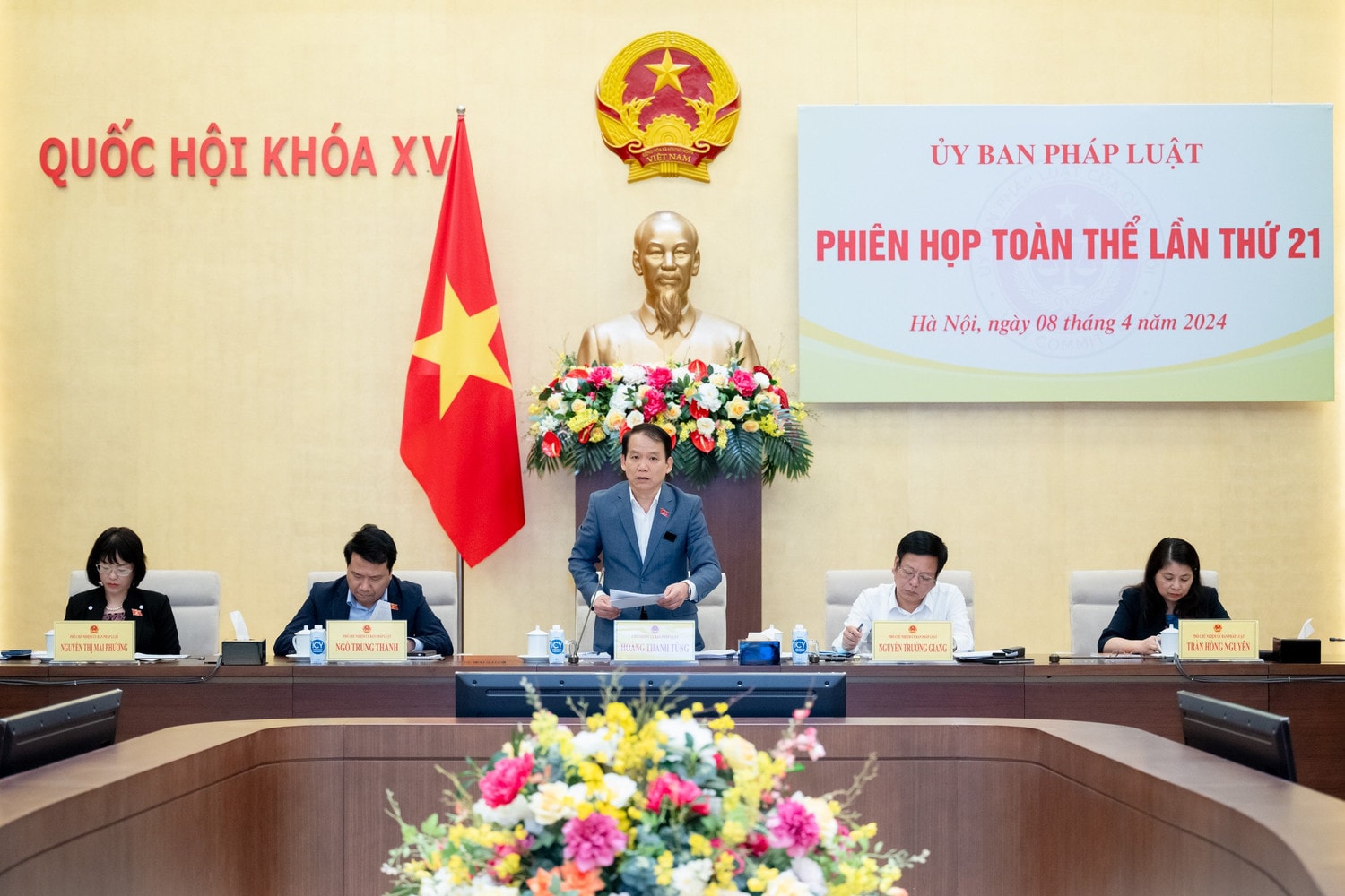 Thẩm tra Tờ trình xin ý kiến về tổ chức lại Trung tâm Tin học thuộc Kiểm toán nhà nước -0