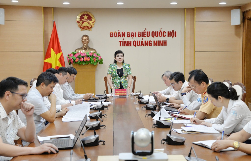 Quảng Ninh: Đoàn ĐBQH tỉnh lấy ý kiến góp ý Dự thảo báo cáo giám sát về bảo đảm trật tự, an toàn giao thông -0