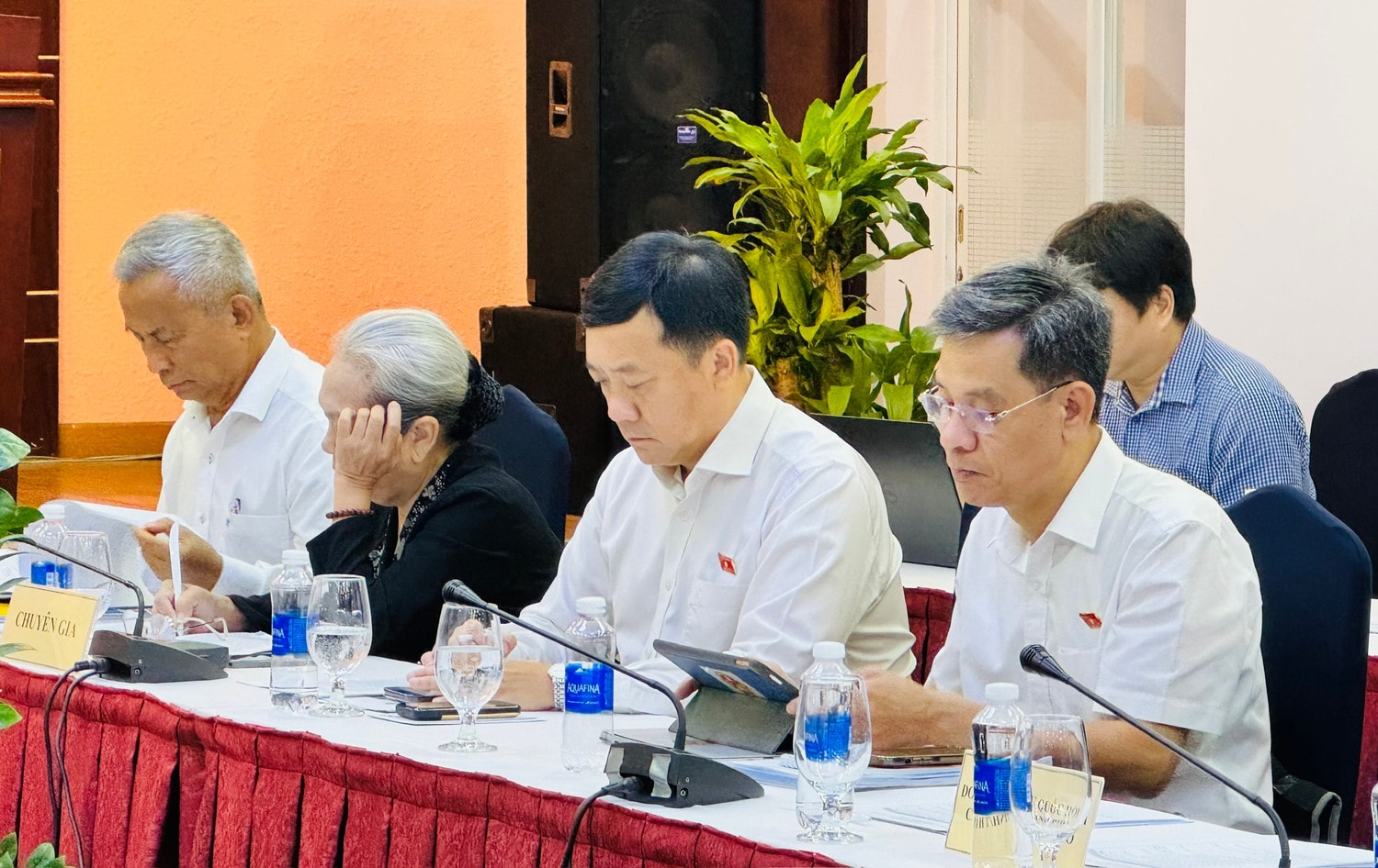 Các đại biểu tham dự hội thảo 