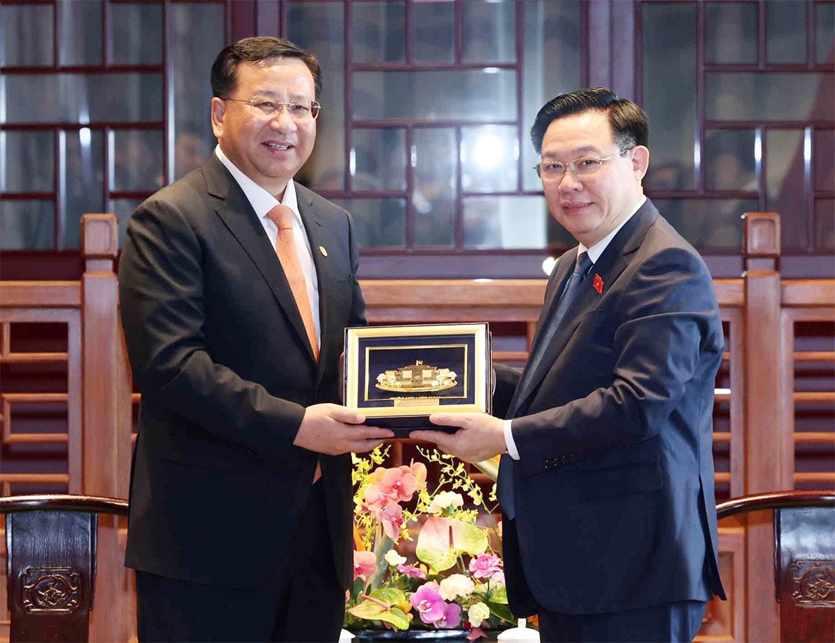 Chủ tịch Quốc hội Vương Đình Huệ tiếp các Tập đoàn hàng đầu của Trung Quốc -0