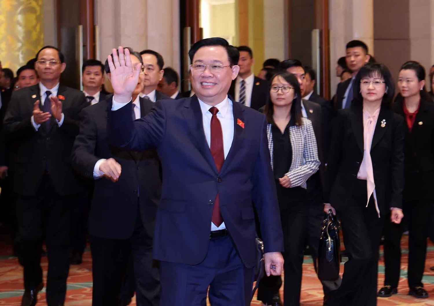 NA Chairman Vuong Dinh Hue attended to the meeting. Photo: Nhan Sang NA Chairman joins in Vietnam - China people’s friendship meeting -0