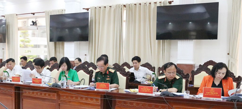 Đoàn giám sát của Ủy ban Thường vụ Quốc hội làm việc với UBND tỉnh Kiên Giang -0