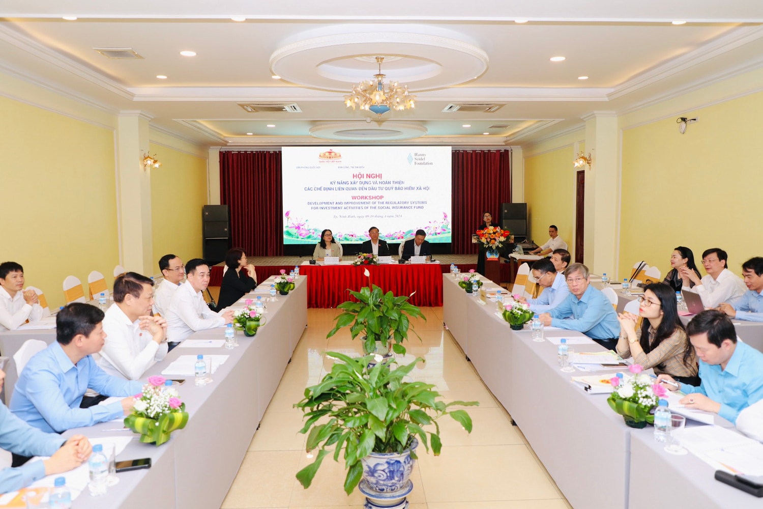 Trang bị kỹ năng xây dựng và hoàn thiện các chế định liên quan đến đầu tư Quỹ bảo hiểm xã hội -0