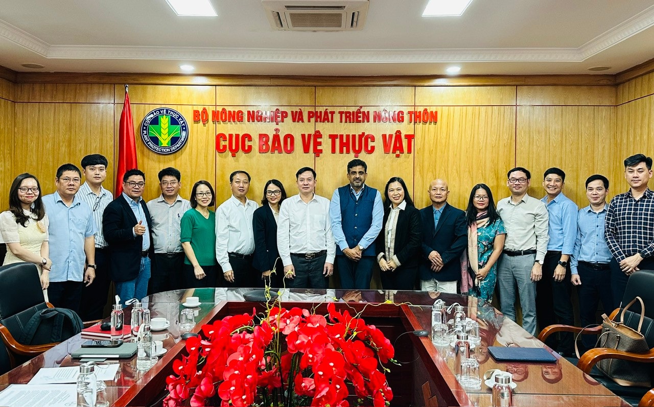 Tập huấn sử dụng thuốc bảo vệ thực vật an toàn, hiệu quả cho hàng nghìn nông dân -0