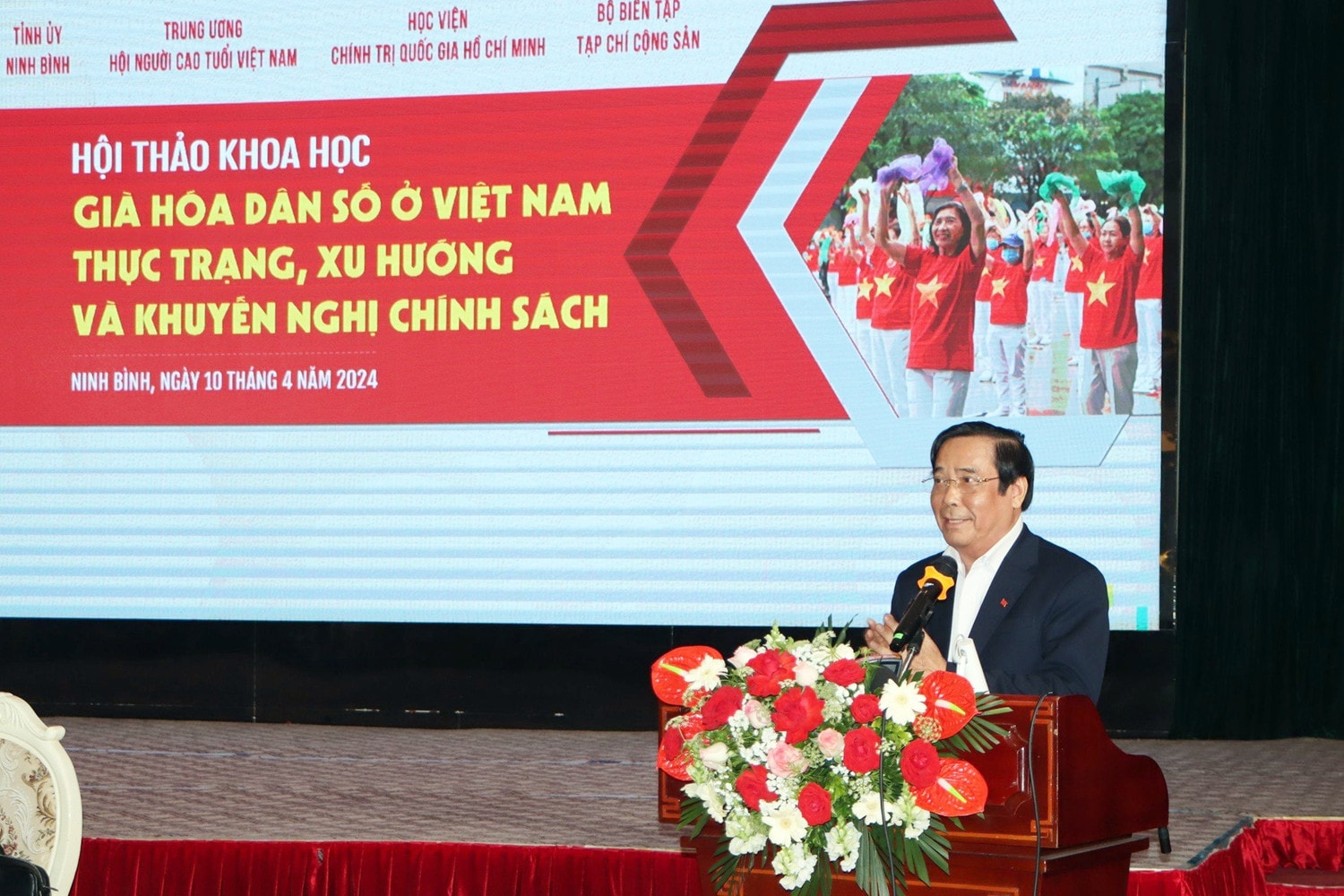 Chủ động thích ứng với già hóa dân số -0