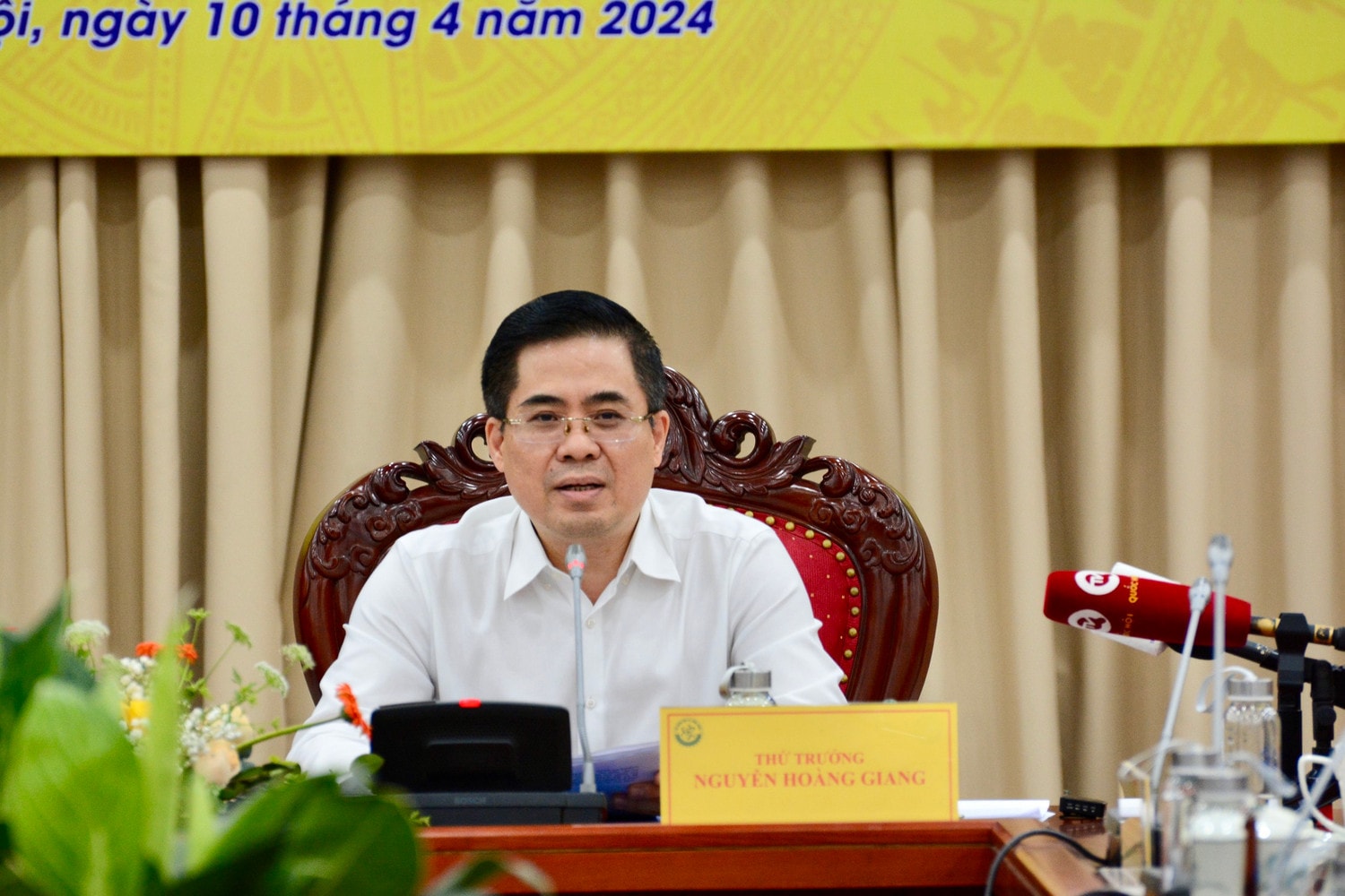 Thứ trưởng Bộ Khoa học và Công nghệ: 