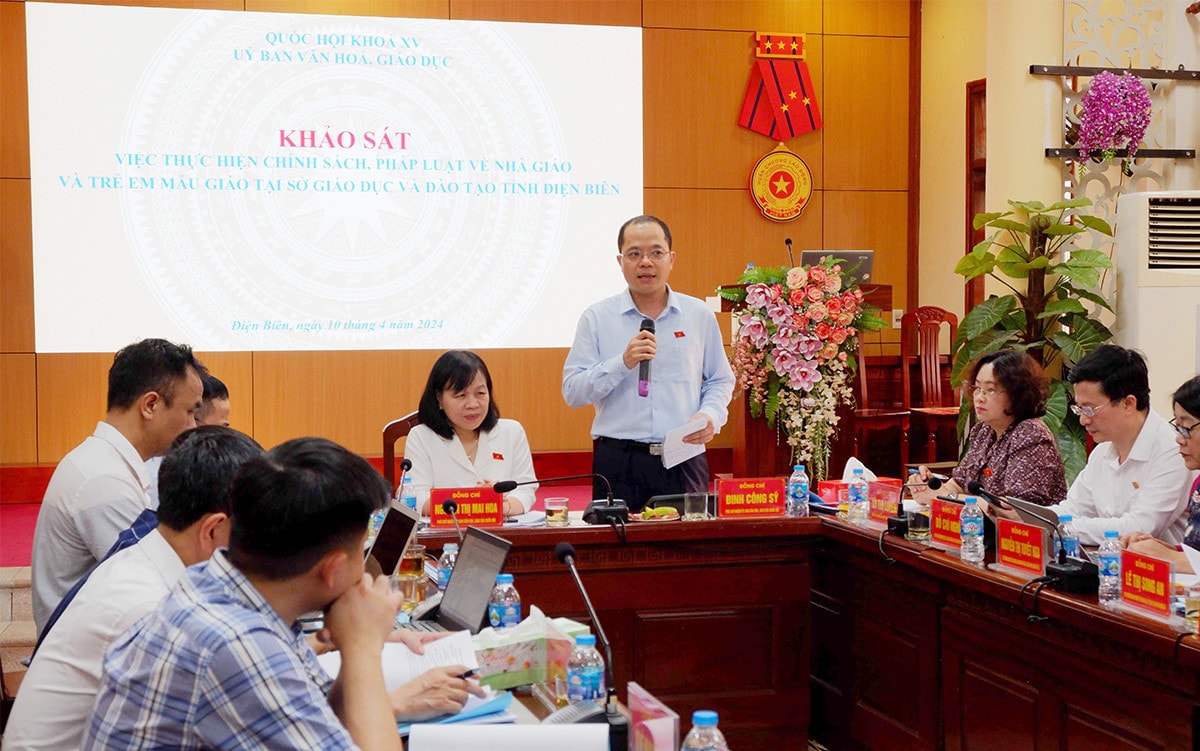 Đoàn khảo sát của Ủy ban Văn hóa, Giáo dục làm việc với Sở Giáo dục và Đào tạo Điện Biên -0
