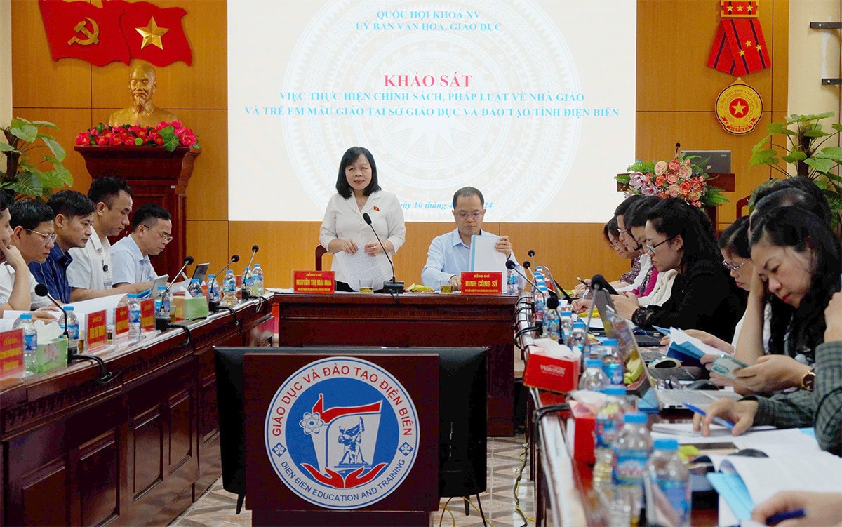 Đoàn khảo sát của Ủy ban Văn hóa, Giáo dục làm việc với Sở Giáo dục và Đào tạo Điện Biên -1