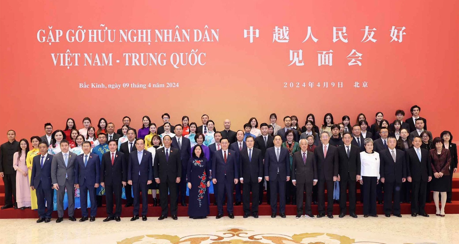 Chủ tịch Quốc hội Vương Đình Huệ dự Gặp gỡ hữu nghị nhân dân Việt Nam – Trung Quốc