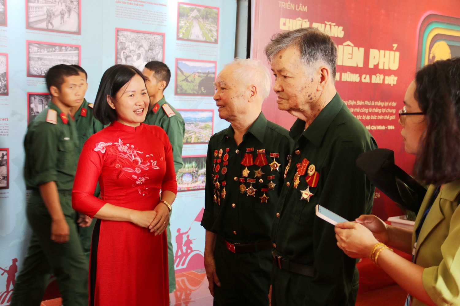 Sức mạnh tổng hợp cho chiến dịch toàn thắng -0