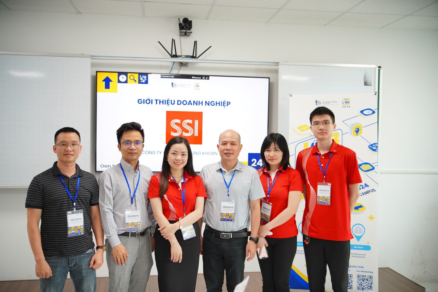 Khai mạc Tuần lễ kết nối việc làm VNU-IS Job Link Week 2024 -0