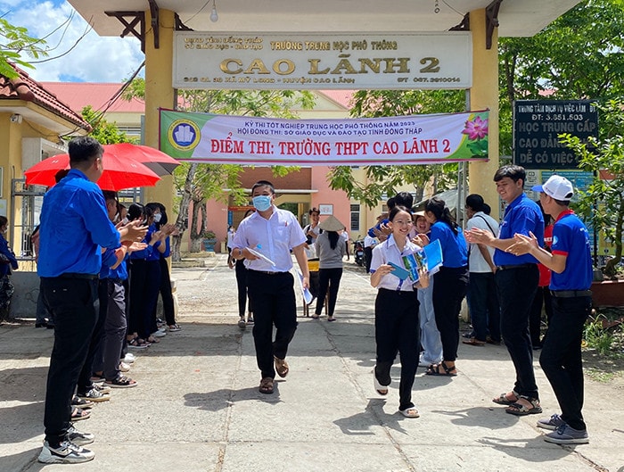 Đồng Tháp phối hợp nhiều giải pháp ôn thi tốt nghiệp THPT cho học sinh -0