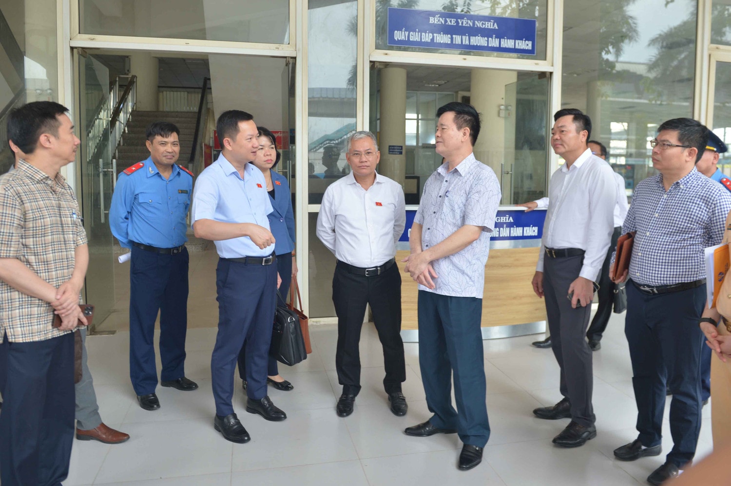Khảo sát tuyến xe bus BRT bến xe Kim Mã - Yên Nghĩa và tuyến đường sắt trên cao Cát Linh – Hà Đông ảnh 1