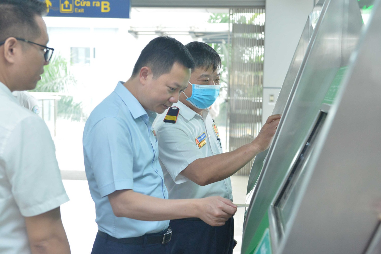 Khảo sát tuyến xe bus BRT bến xe Kim Mã - Yên Nghĩa và tuyến đường sắt trên cao Cát Linh – Hà Đông ảnh 4
