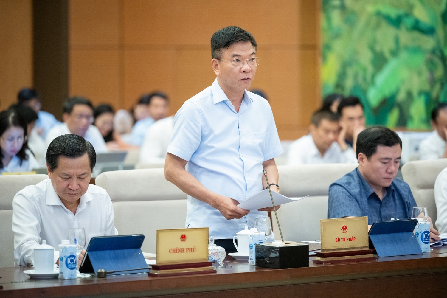 Nghiên cứu, đề xuất giải pháp để Quốc hội hoàn thành nhiệm vụ lập pháp của nhiệm kỳ, bảo đảm chất lượng, đáp ứng yêu cầu thực tiễn -0