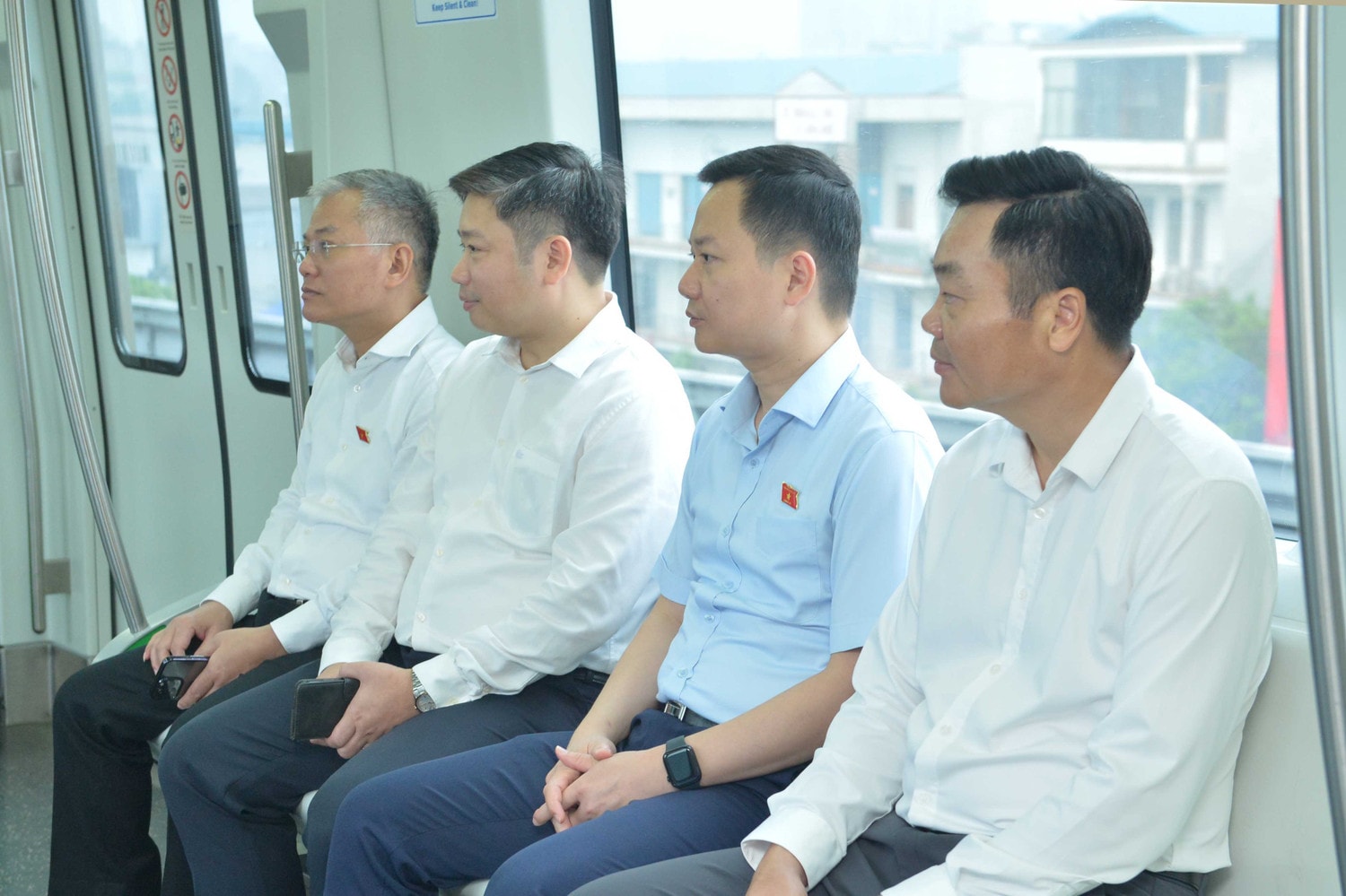 Khảo sát tuyến xe bus BRT bến xe Kim Mã - Yên Nghĩa và tuyến đường sắt trên cao Cát Linh – Hà Đông ảnh 6