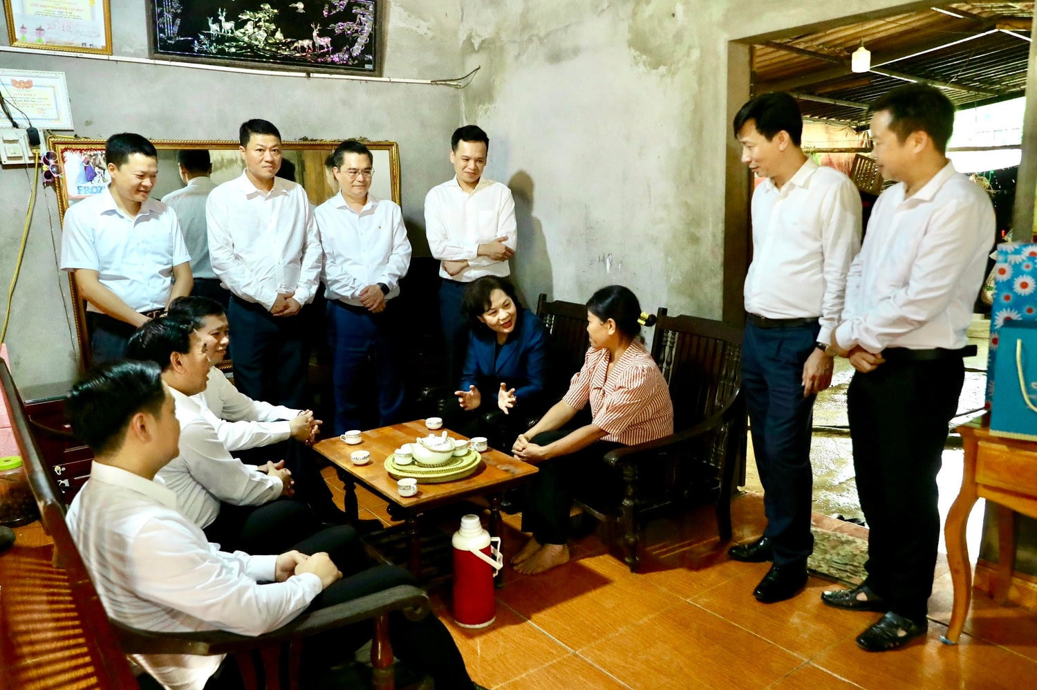 Agribank dành 20 tỷ đồng “xóa nhà tạm, nhà dột nát” -0