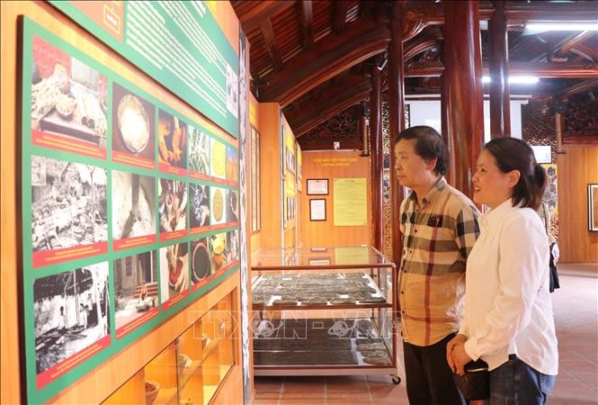 Khánh thành Nhà trưng bày tranh dân gian Đông Hồ tư nhân đầu tiên -0
