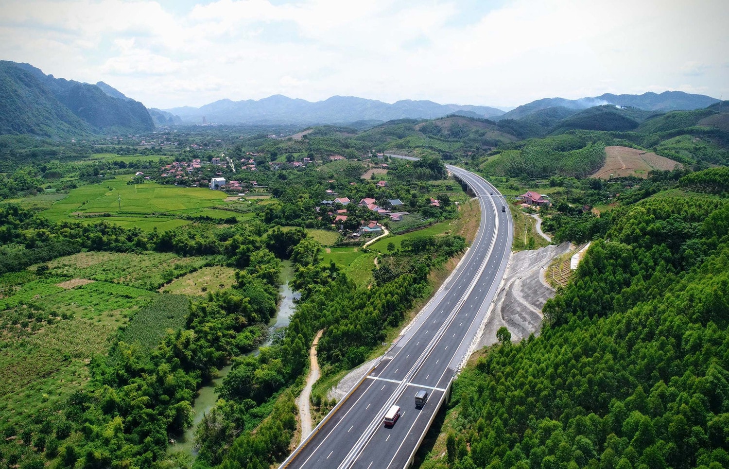 Đèo Cả có gì trong tay khi bắt tay làm cao tốc Hữu Nghị - Chi Lăng? -0