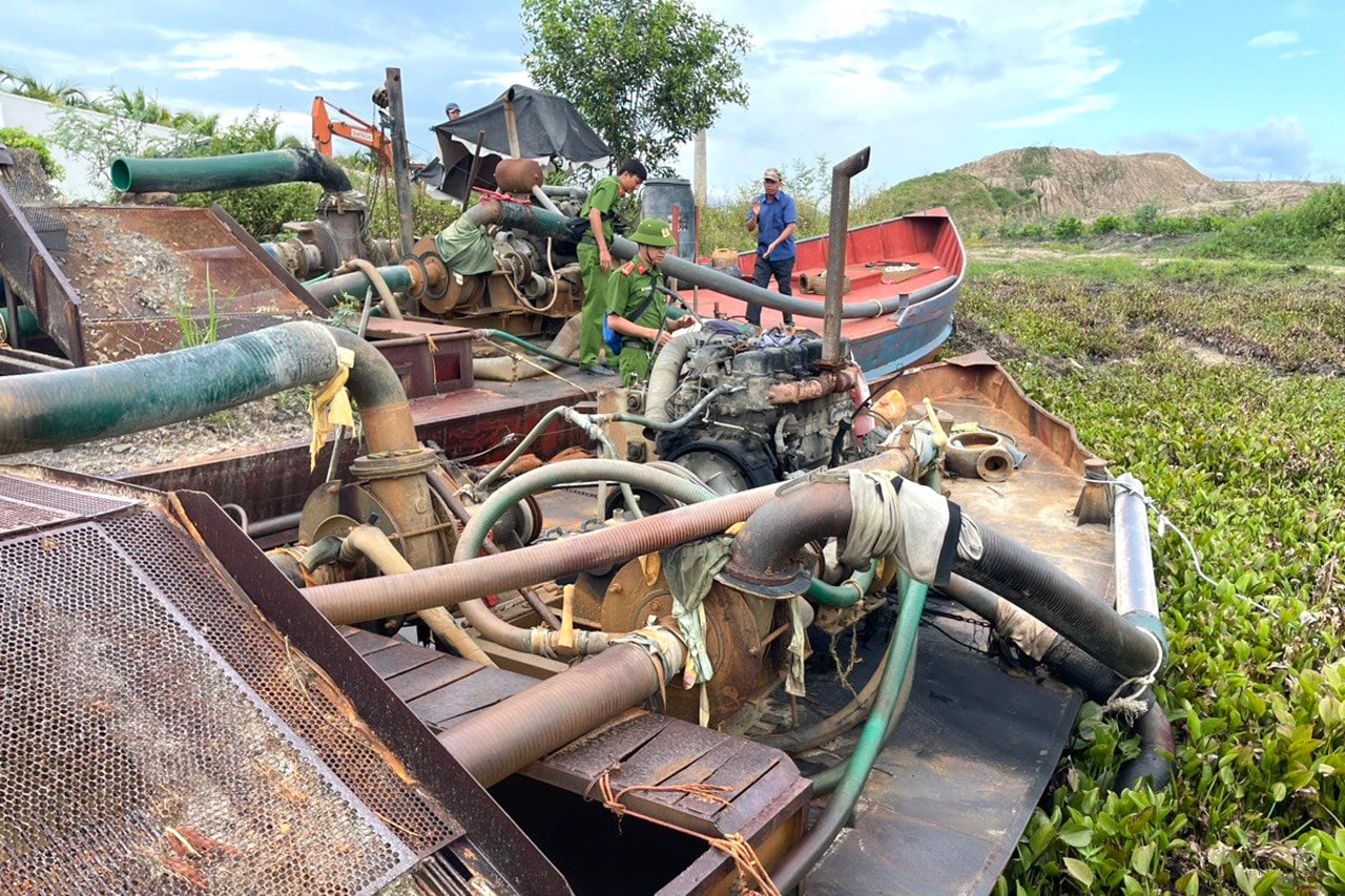 Bình Thuận: Xử lý nghiêm tình trạng khai thác khoáng sản trái phép tại huyện Tánh Linh