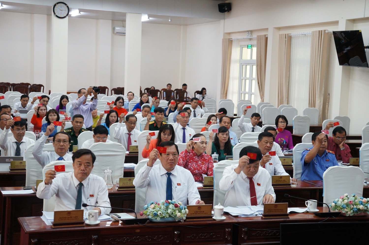 Kỳ họp chuyên đề HĐND tỉnh Cà Mau Kỳ thông qua 5 Nghị quyết -0