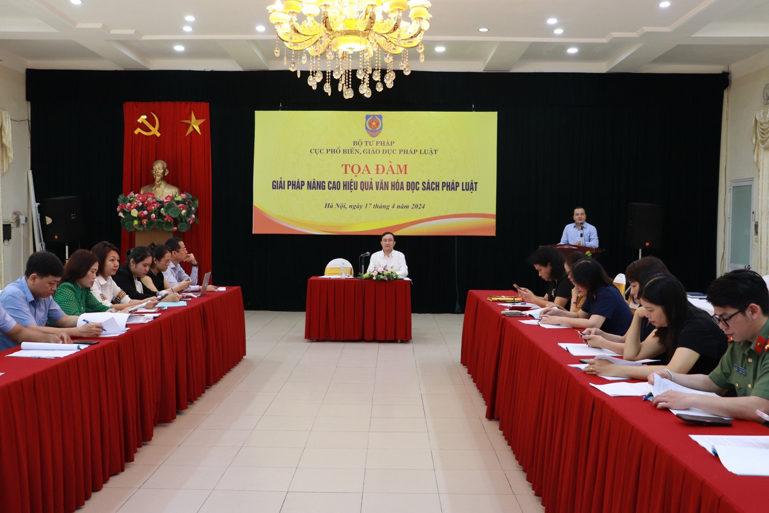 Tọa đàm giải pháp nâng cao hiệu quả văn hóa đọc sách pháp luật -0
