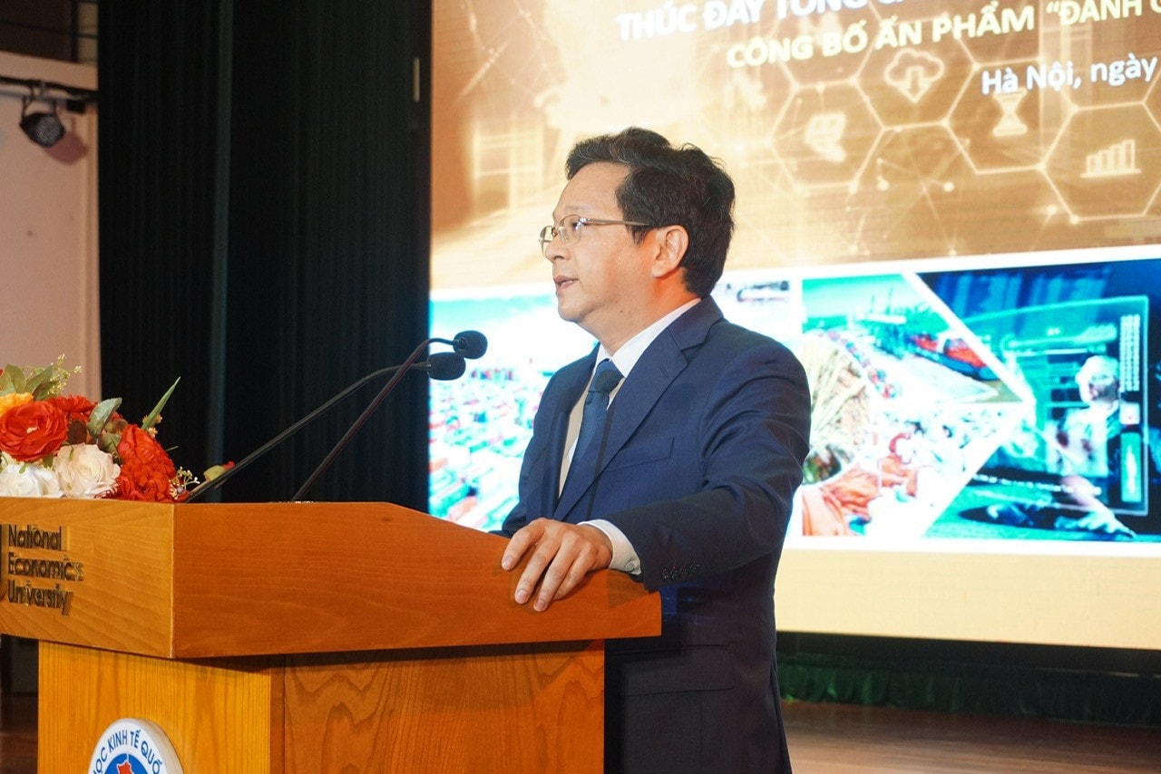 Trường Đại học Kinh tế Quốc dân công bố Ấn phẩm Đánh giá Kinh tế Việt Nam thường niên 2023 -0