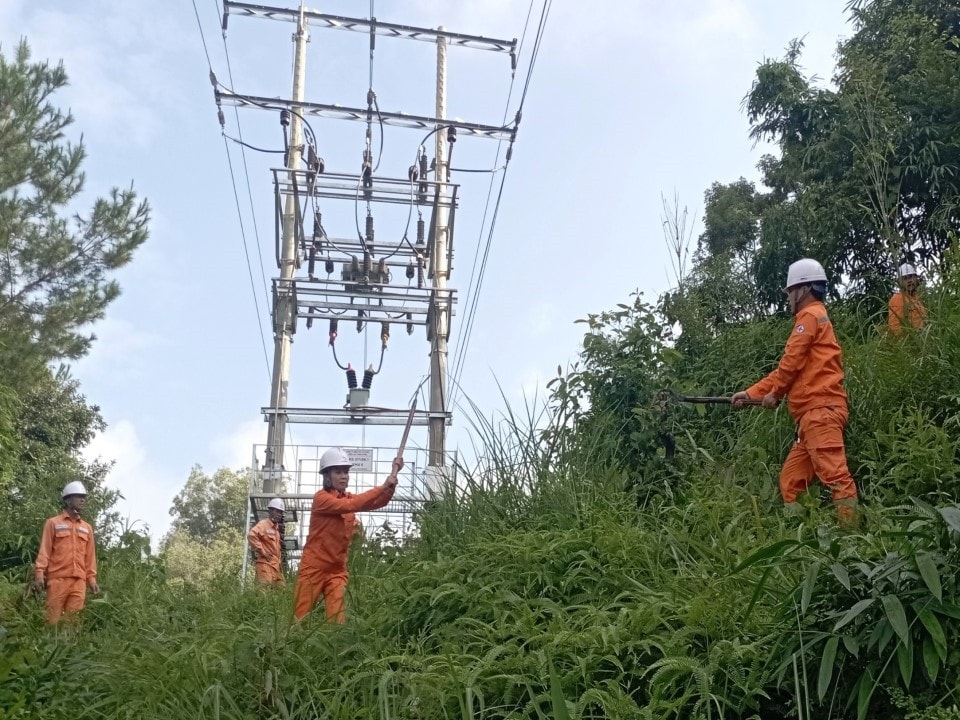 EVNNPC vận hành an toàn, bảo đảm cung ứng điện Quý I.2024 -0