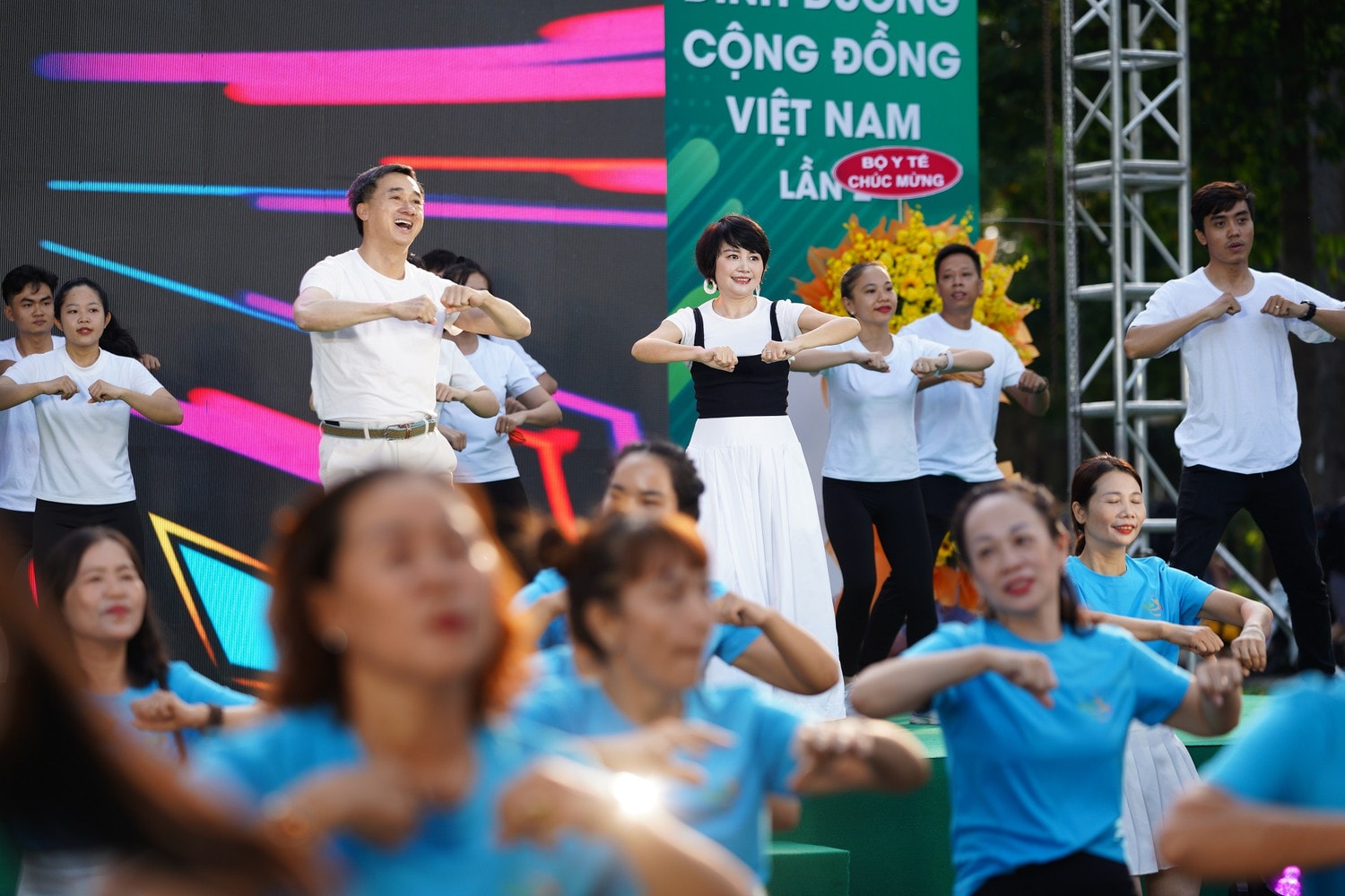 Cổ vũ toàn dân thực hành lối sống năng động, khoa học -0