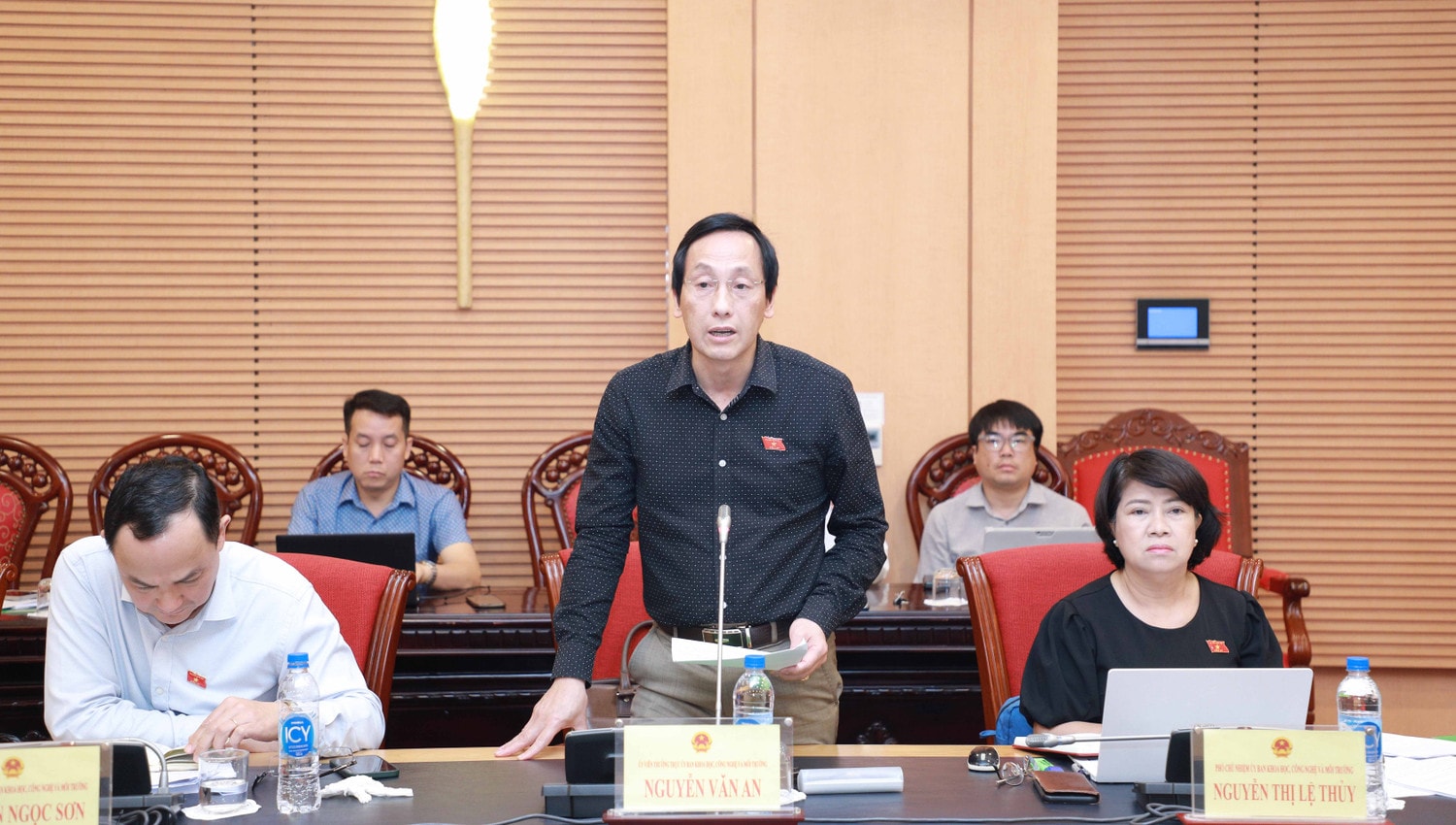 Uỷ viên Thường trực Uỷ ban KH-CN&MT Nguyễn Văn An phát biểu tại phiên họp Quản lý sử dụng tiết kiệm, hiệu quả khoáng sản, hướng tới mục tiêu phát triển bền vững -0