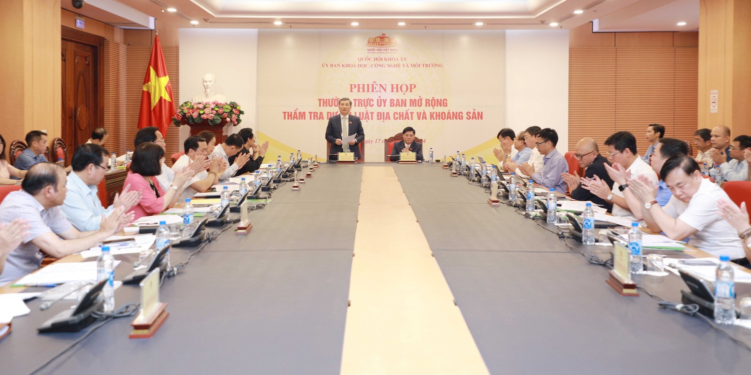 Toàn cảnh phiên họp Quản lý sử dụng tiết kiệm, hiệu quả khoáng sản, hướng tới mục tiêu phát triển bền vững -0
