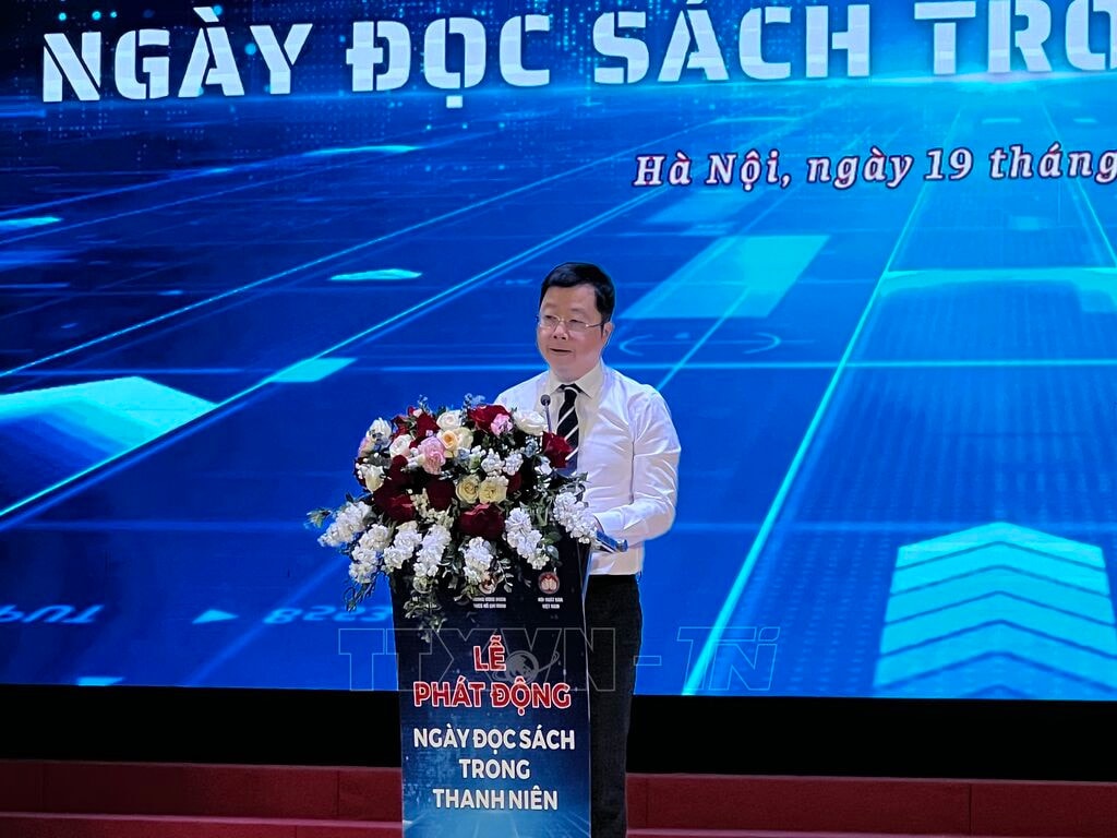 Phát động 