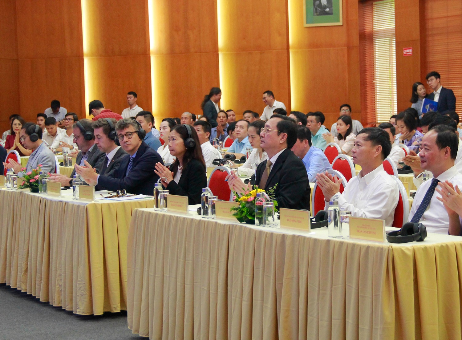 Hưởng ứng Ngày sáng tạo và Đổi mới sáng tạo thế giới năm 2024 -0