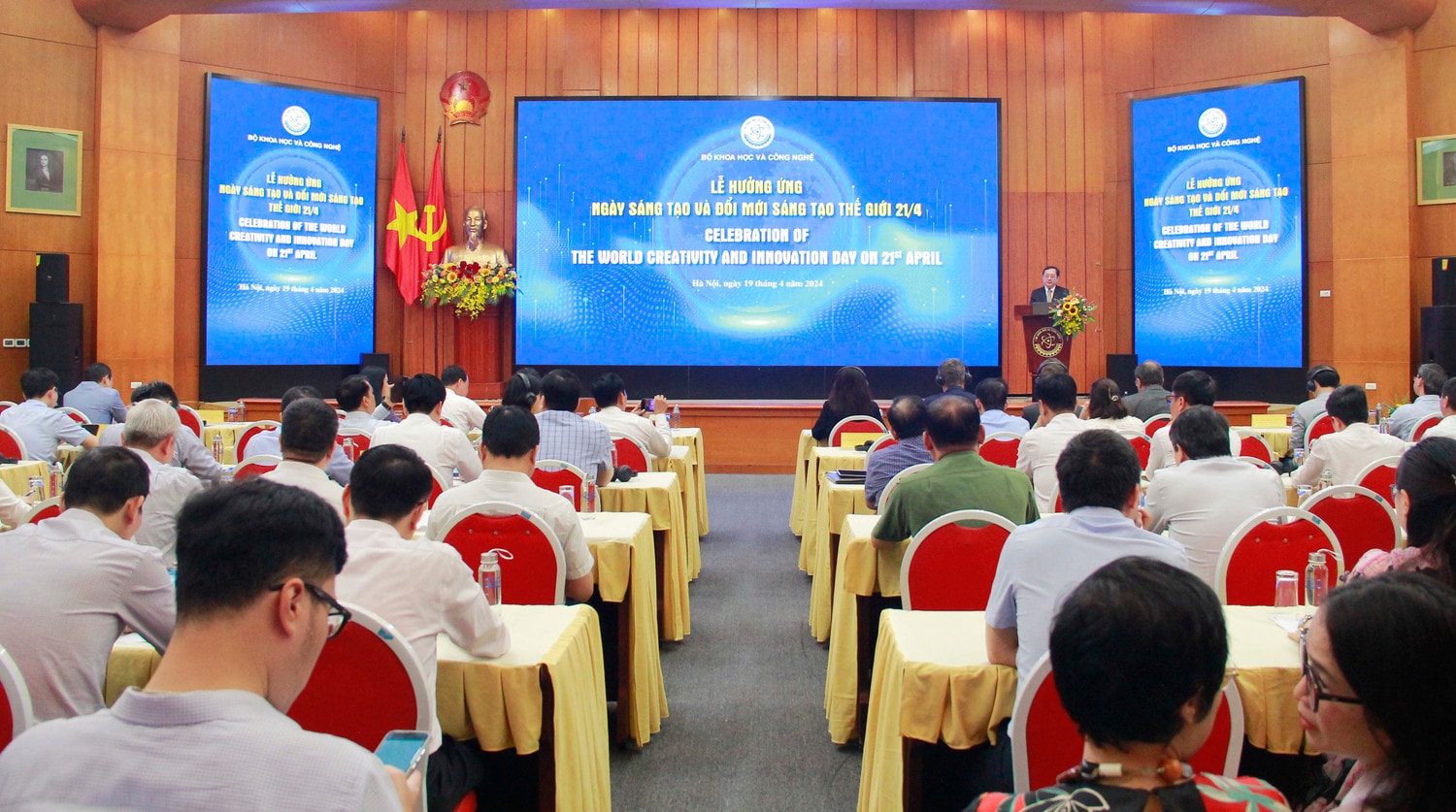Hưởng ứng Ngày sáng tạo và Đổi mới sáng tạo thế giới năm 2024 -0