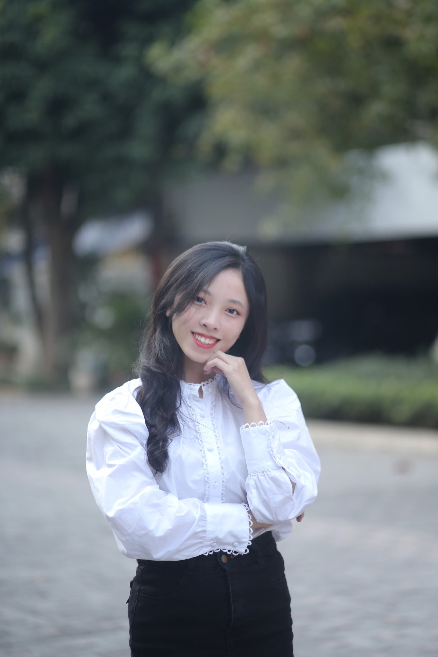 Mạc Thị Thanh Vân, sinh viên lớp Anh 01 KTQT - K59, Khoa Kinh tế Quốc tế, Trường Đại học Ngoại thương Nữ sinh Ngoại thương tốt nghiệp sớm với chỉ một môn không đạt điểm A -0