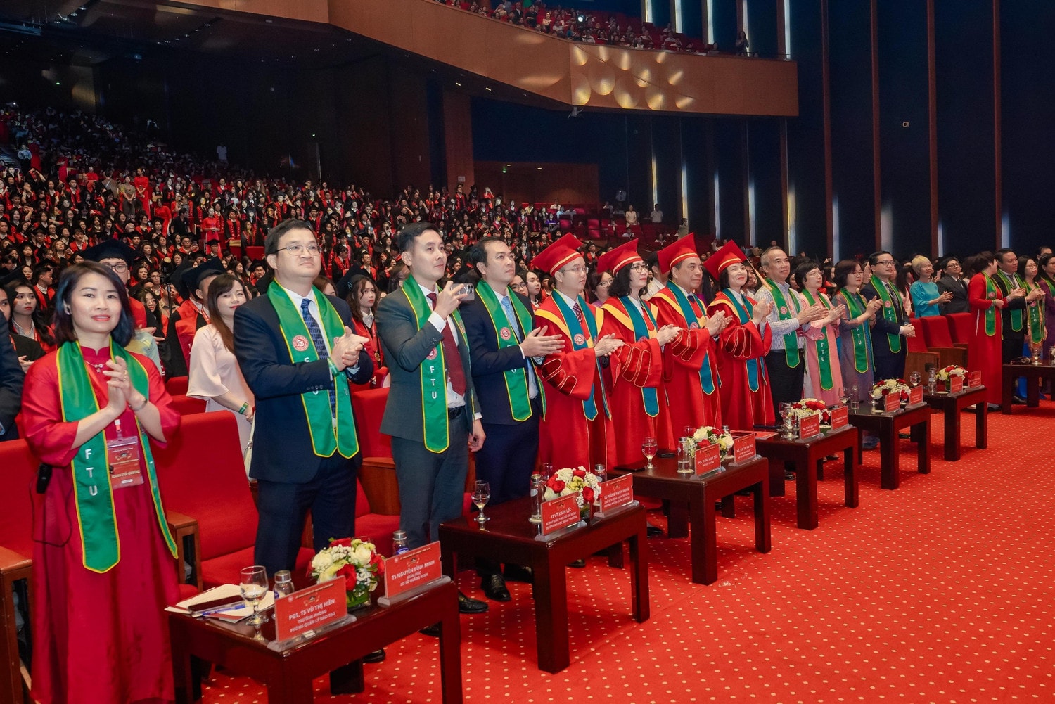 Gần 83% sinh viên Ngoại thương tốt nghiệp sớm xếp loại xuất sắc và giỏi -0