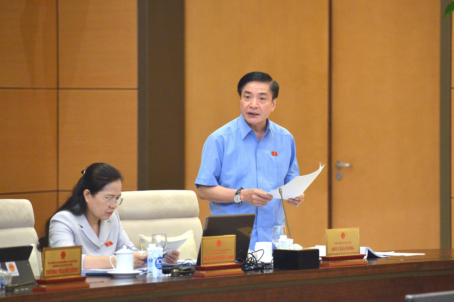 Thể chế hóa đầy đủ các chủ trương của Đảng về phát triển bền vững đô thị và nông thôn -0
