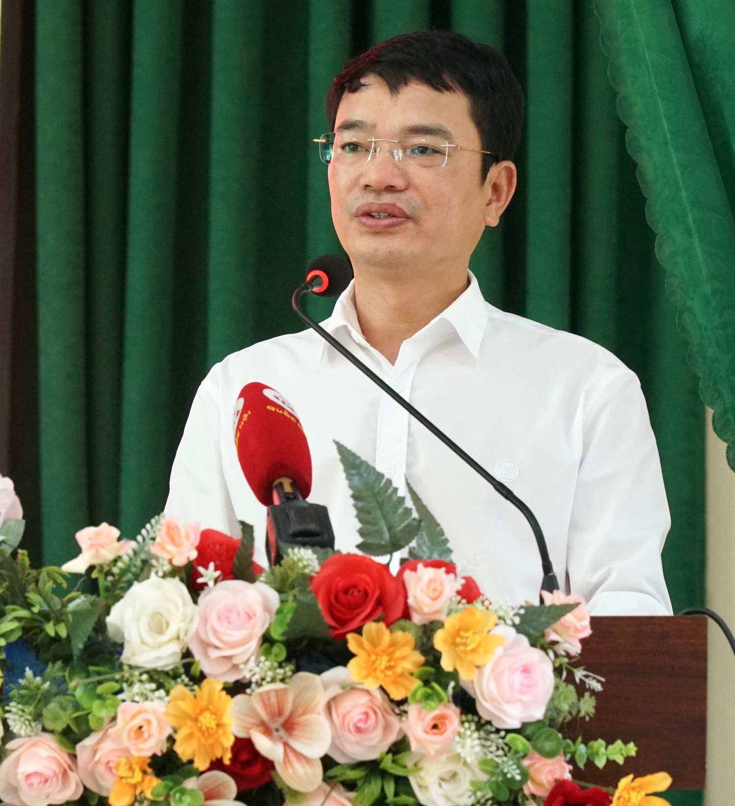 Đoàn đại biểu Quốc hội tỉnh Đắk Lắk tiếp xúc cử tri tại thị xã Buôn Hồ -0
