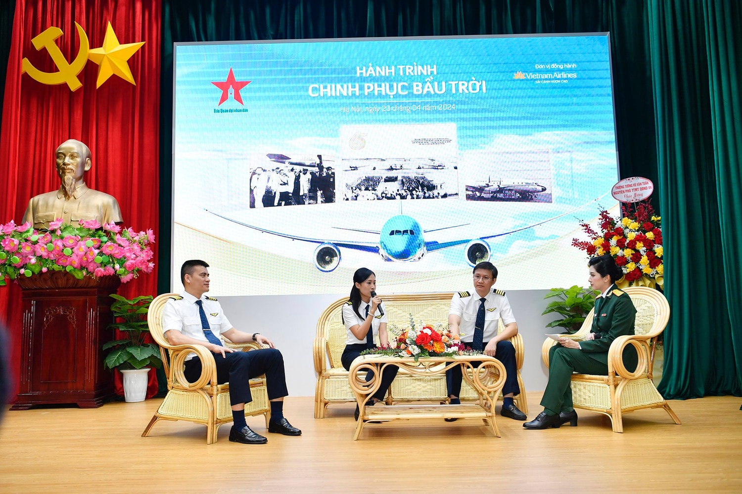 Đoàn bay 919 với hành trình chinh phục bầu trời -0