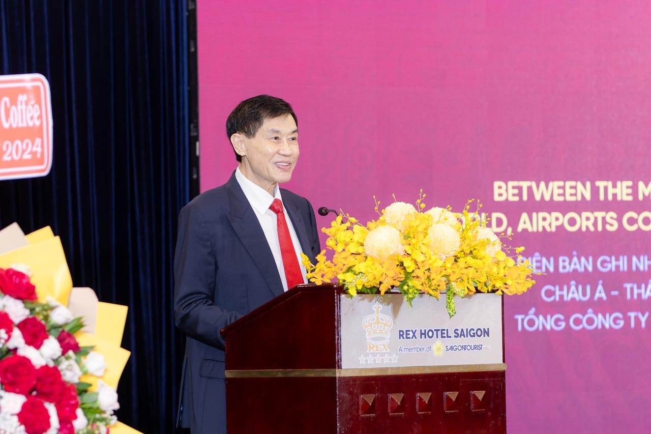 Ông Jonathan Hạnh Nguyễn, Chủ tịch Tập đoàn IPPG phát biểu tại buổi lễ IPPG và ACV đồng đăng cai tổ chức Diễn Đàn Trinity Forum tại TP. Hồ Chí Minh vào tháng 11.2024 -0