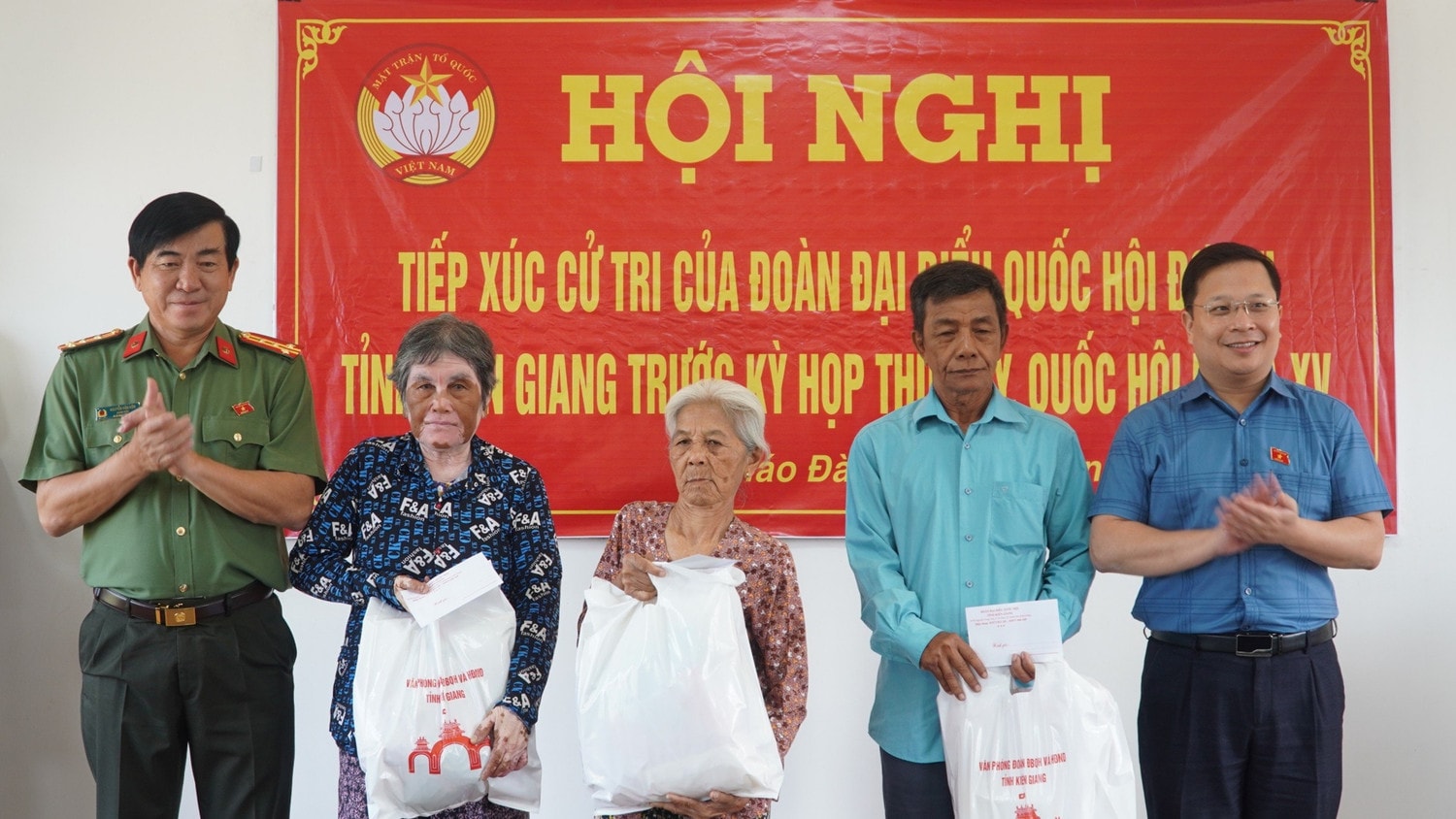 Kiên Giang: Nâng phụ cấp cho cán bộ không chuyên trách cấp xã, phường -0
