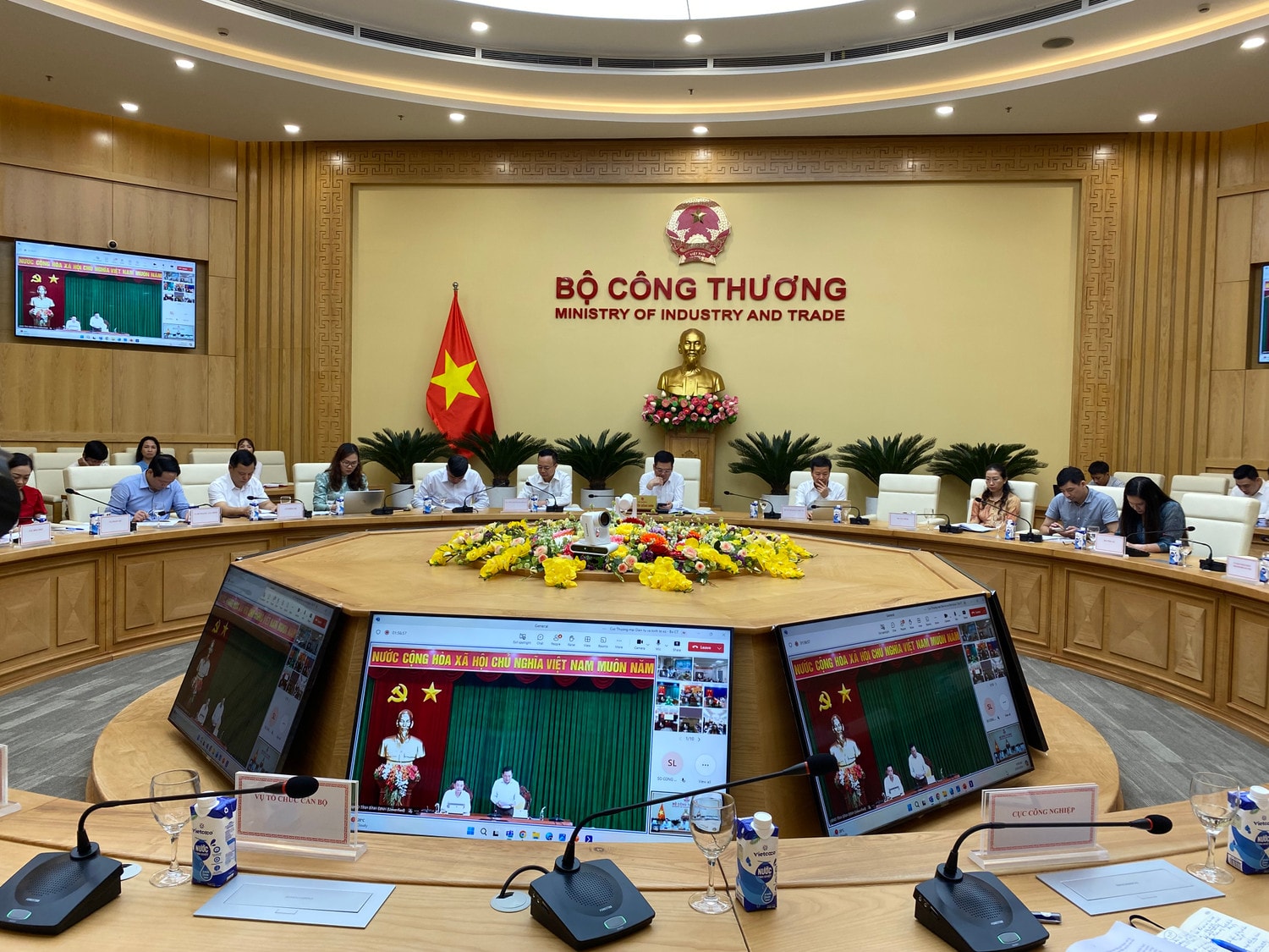 Toàn cảnh hội nghị. Ảnh: Hạnh Nhung