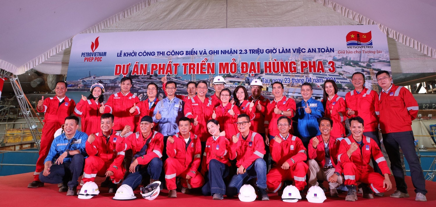 Khởi công thi công biển và ghi nhận 2,3 triệu giờ an toàn  -0
